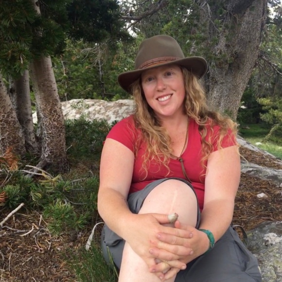 Meet your Posher, Laura - Picture 6 of 7